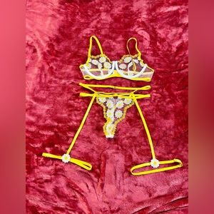 Sunflower Lingerie Set